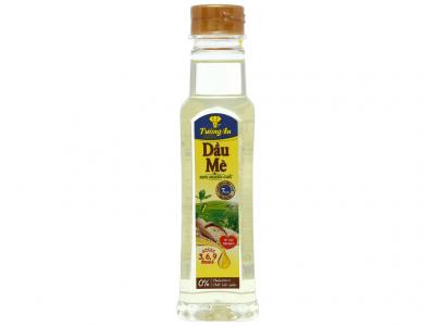 Dầu mè 100% nguyên chất Tường An chai 250ml